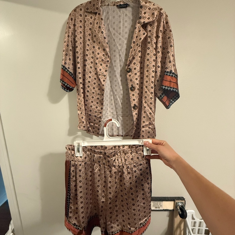 Silk fun pattern set with button down shirt and high waisted shorts